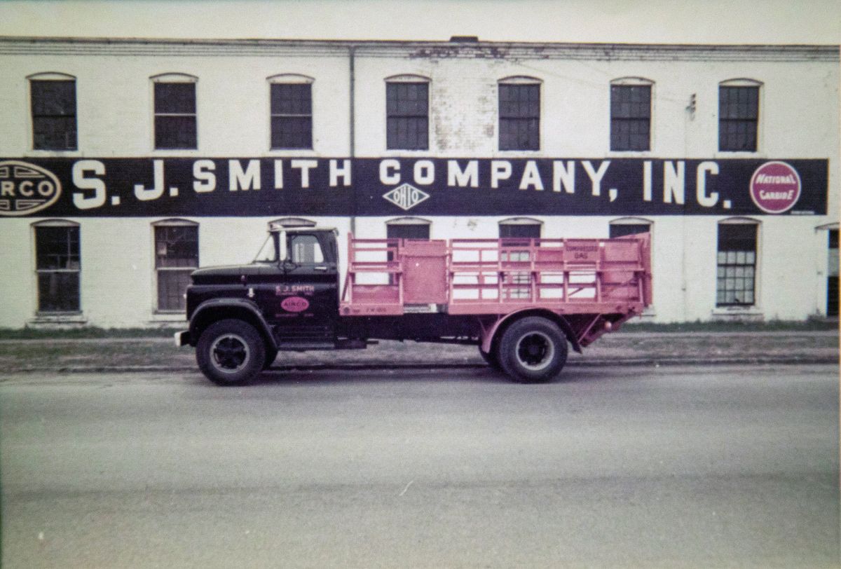 Sjsmith rockinghamroad truck 121225 lr